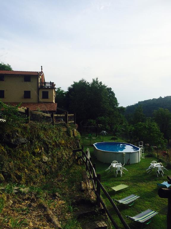 Agriturismo La Taverna Del Nonno Borzonasca Exterior photo